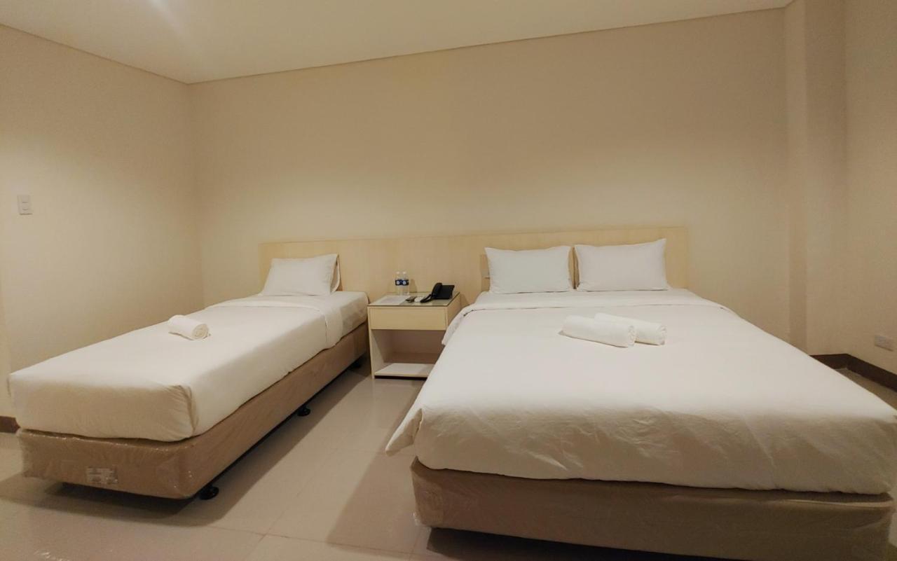 Kaizen Suites Manila Eksteriør billede