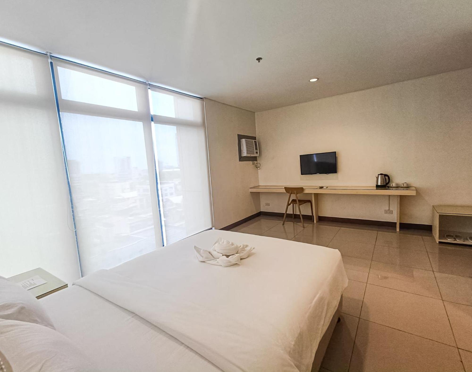 Kaizen Suites Manila Eksteriør billede