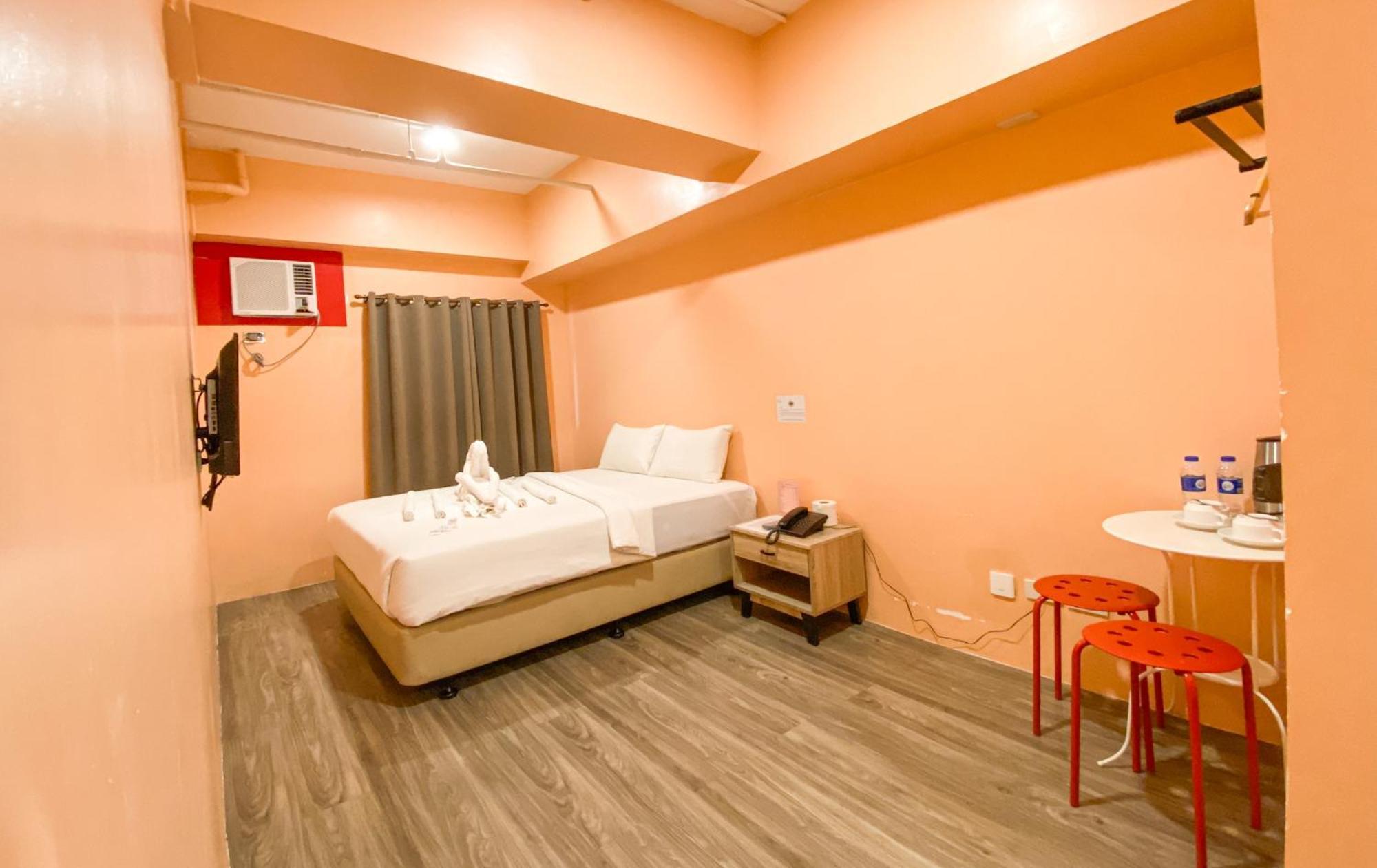 Kaizen Suites Manila Eksteriør billede